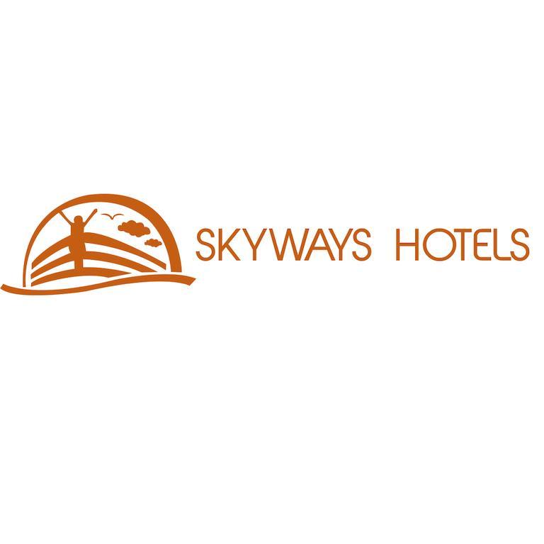 Skyways Hotel Слау Екстериор снимка